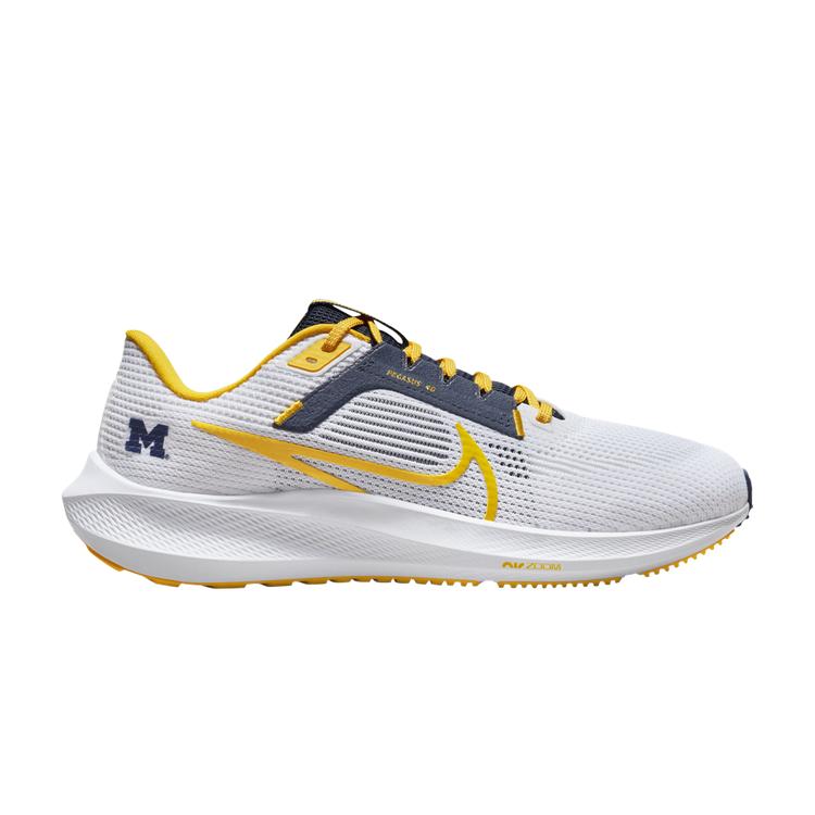 Air Zoom Pegasus 40 'Michigan'